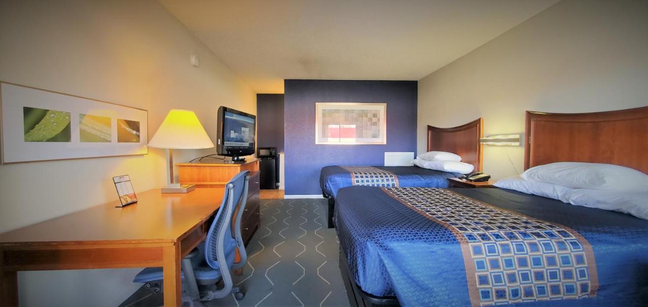 Economy 7 Inn- นิวพอร์ตนิวส์ ภายนอก รูปภาพ